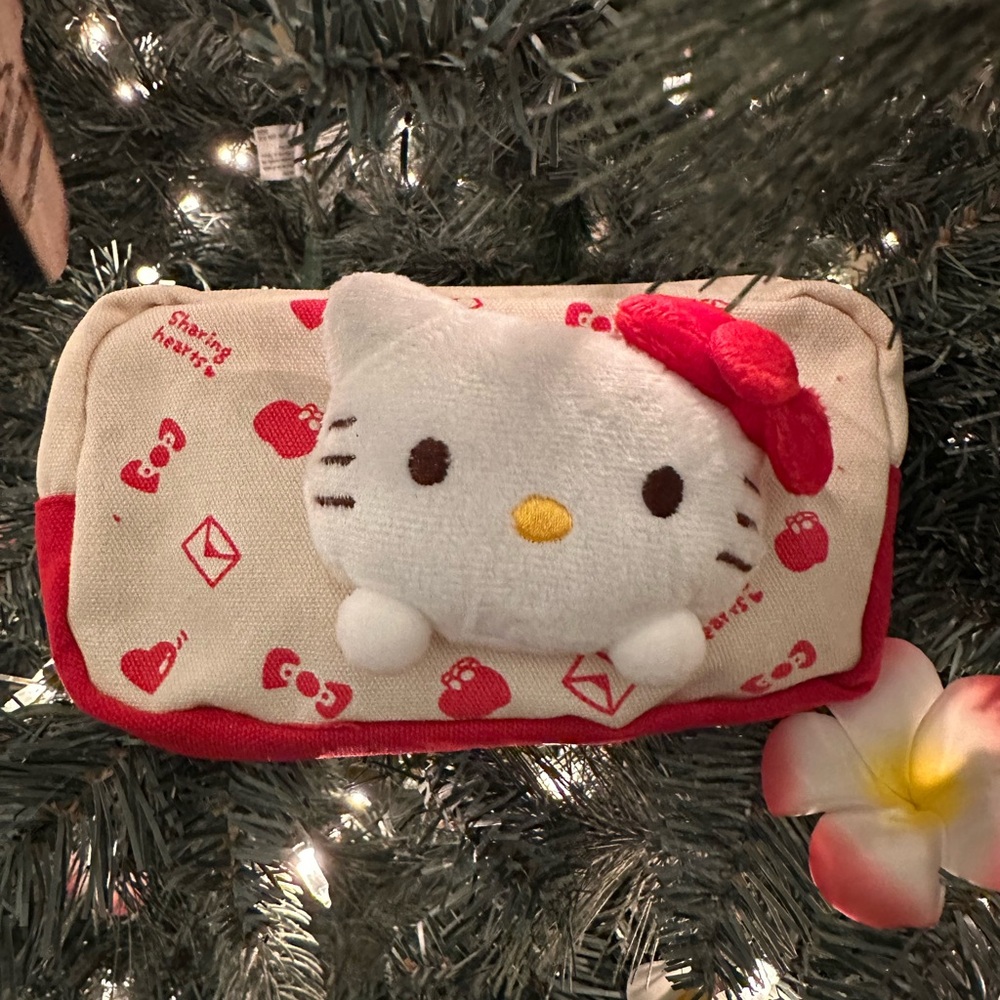 New Hello Kitty cosmetic pencil pouch
